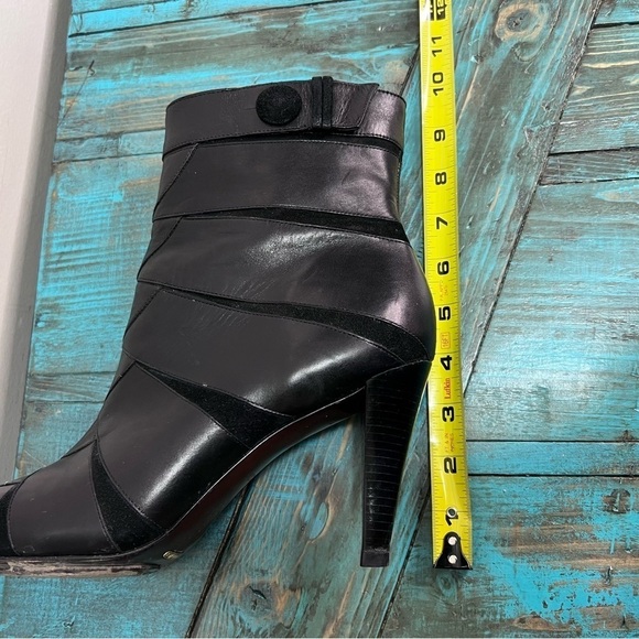 Cole Haan Nike Air Black Sawyer Air Short Heeled Boot Size 9.5 High Heel Classic - Picture 10 of 13